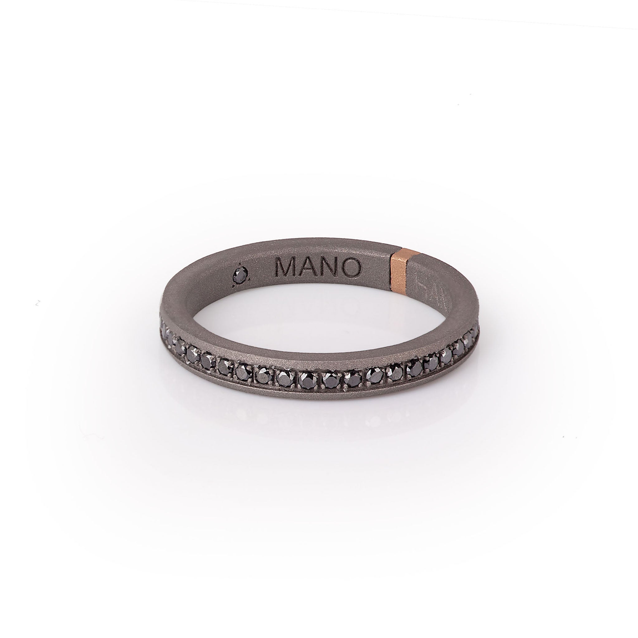 VERETTA GIRODITO IN TITANIO,ORO 18 KT E 43 DIAMANTI BLACK.