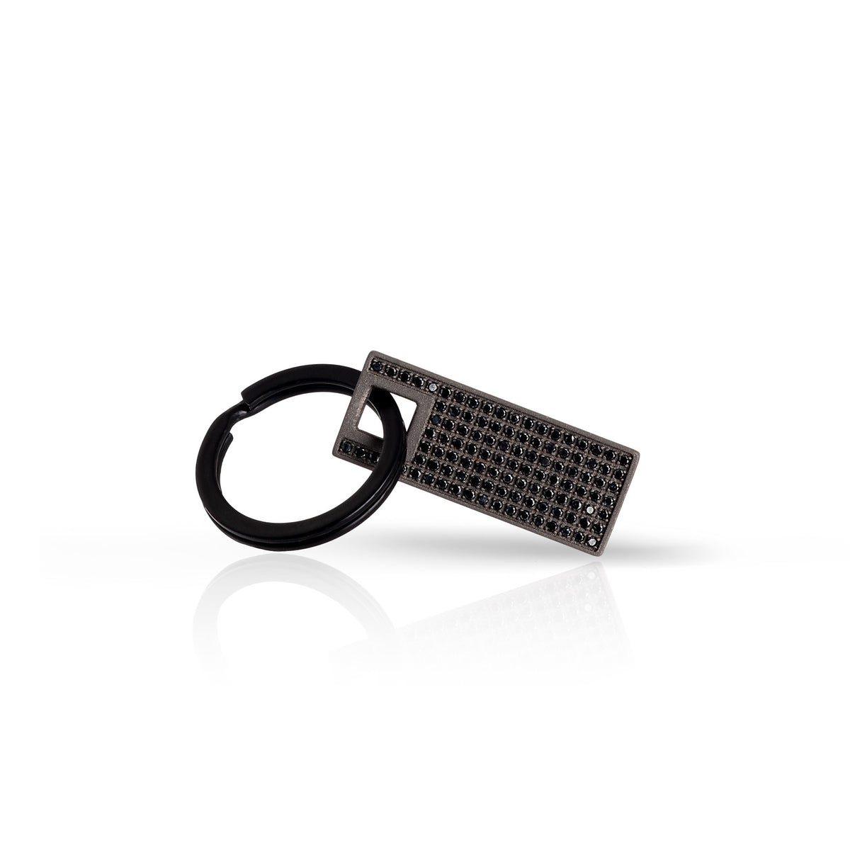 PORTACHIAVI IN TITANIO CON TARGHETTA PAVE' E 108 DIAMANTI BLACK DA 1 PUNTO