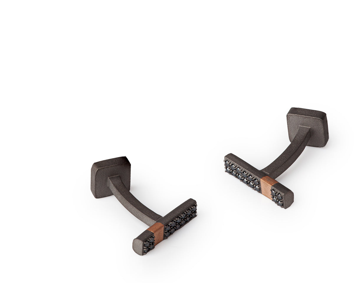 GEMELLI IN TITANIO,ORO 18 KT E 32 DIAMANTI BLACK