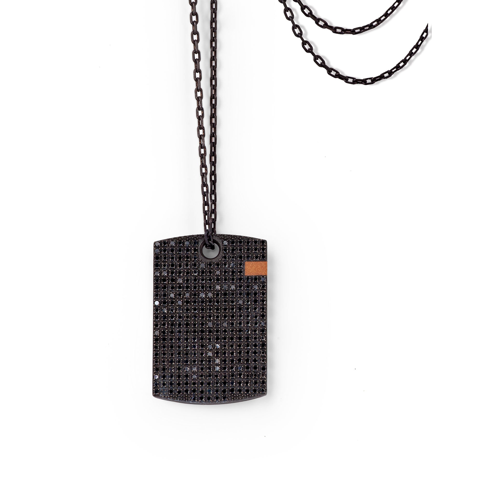 COLLANA UOMO CON TARGHETTA IN TITANIO, ORO ROSSO 18 KT, DIAMANTI BLACK, ORO ROSSO 9 KT E CATENA.