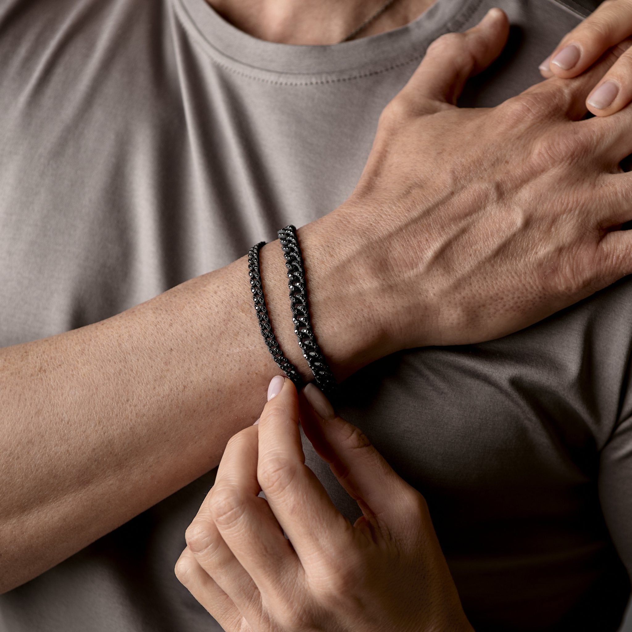 BRACCIALE GROUMETTE MINI IN TITANIO NERO, DIAMANTI BLACK E ORO ROSSO 18KT