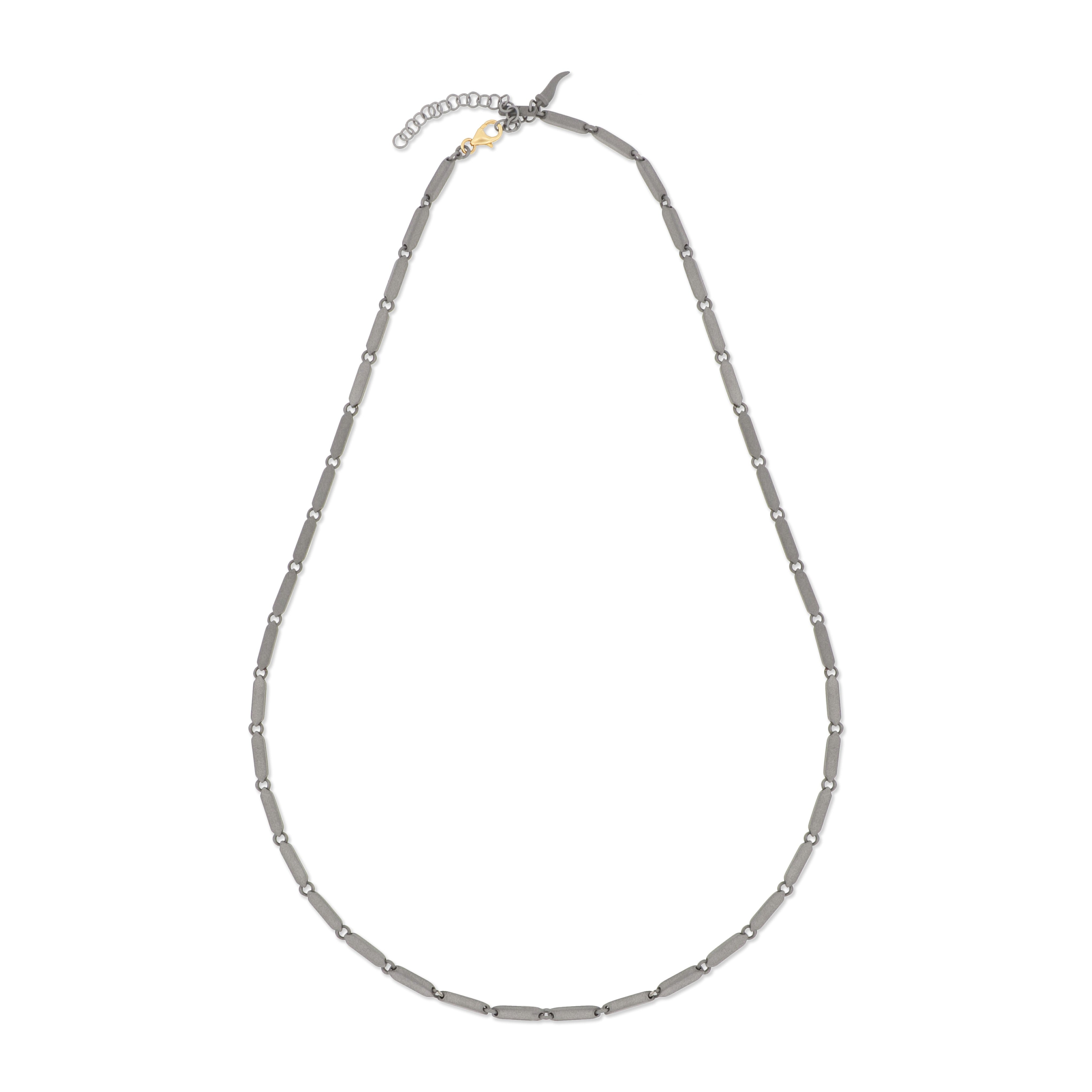 COLLANA NAVETTE IN TITANIO E CHIUSURA MOSCHETTONE IN ORO GIALLO 9 KT