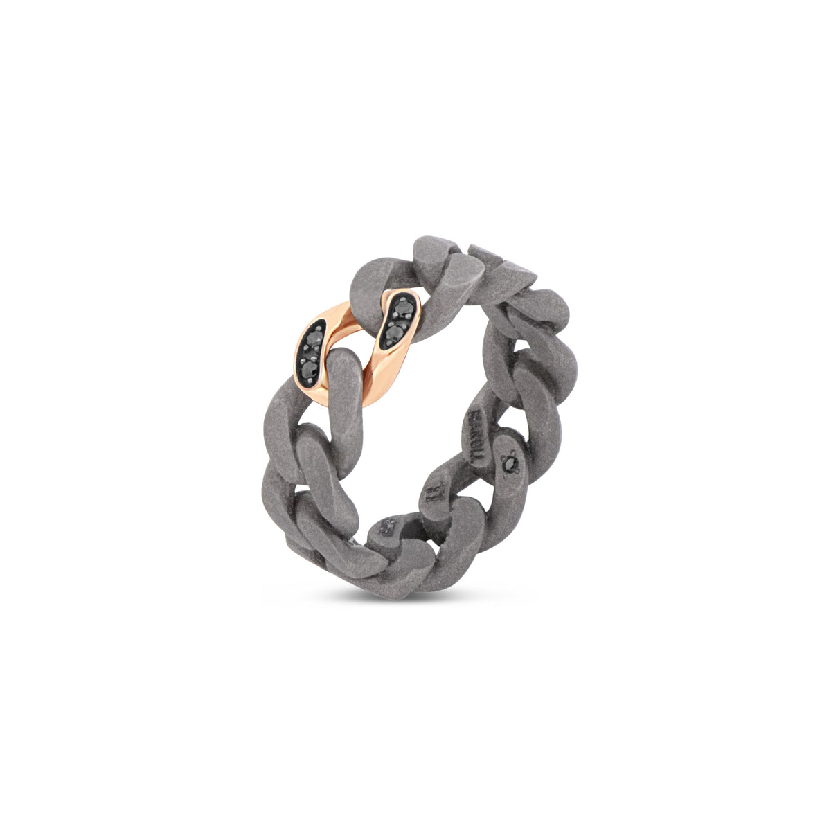 ANELLO UOMO IN TITANIO CON UNA MAGLIA IN ORO ROSSO 18 KT INCASSATA CON DIAMANTI BLACK