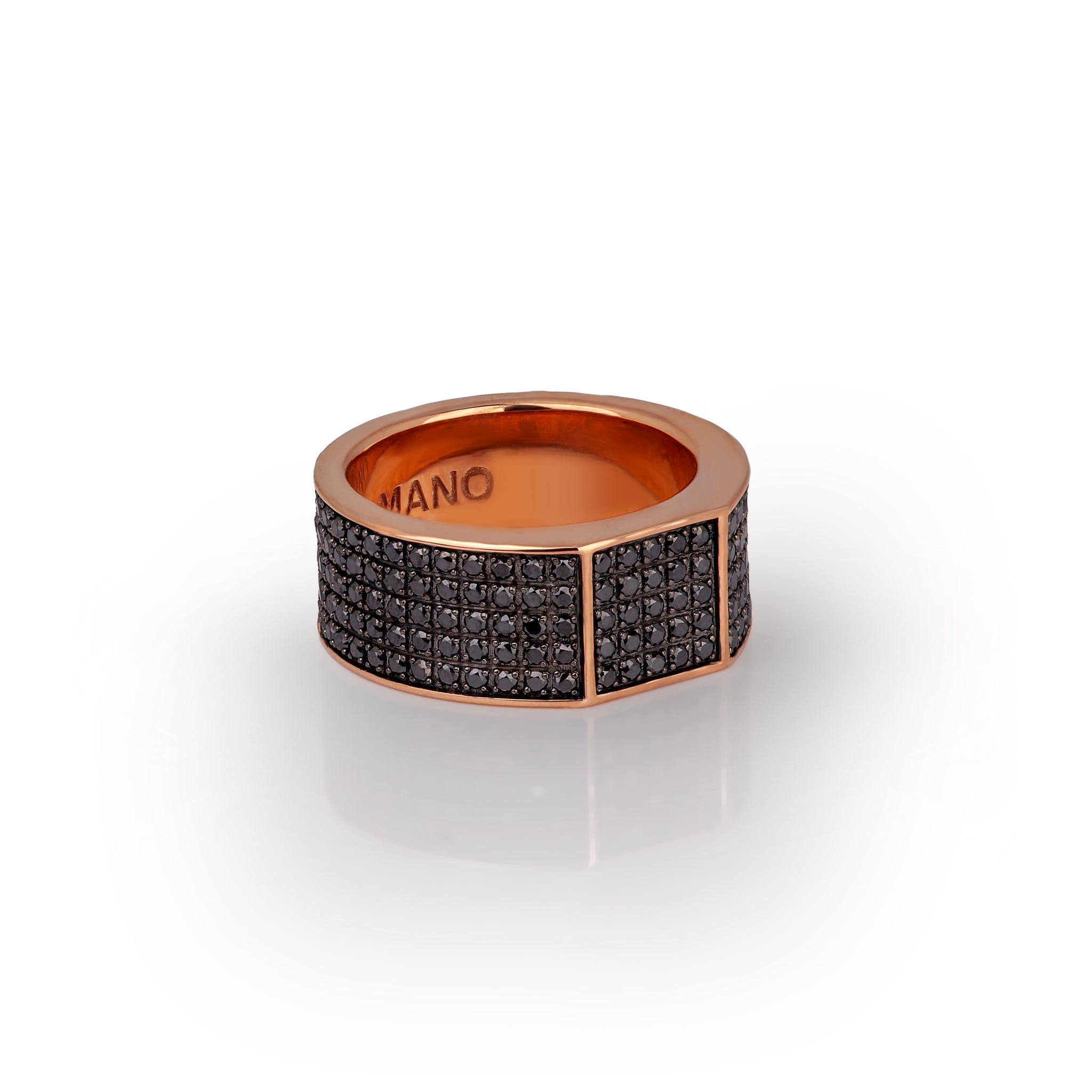 BAGUE HOMME EN OR ROUGE 9 KT ET 225 DIAMANTS NOIRS.