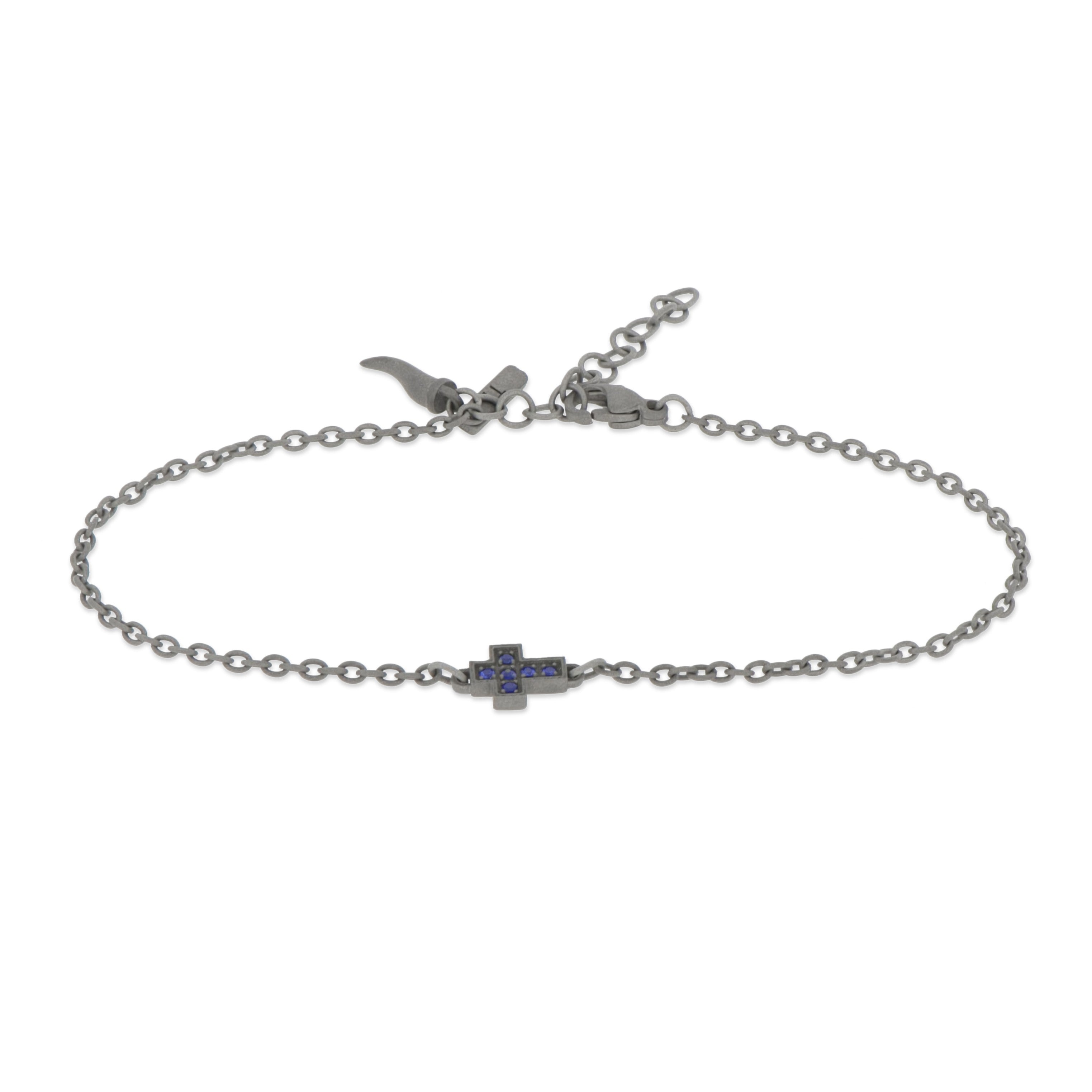 BRACCIALE IN TITANIO CON CROCE CENTRALE E ZAFFIRI BLU