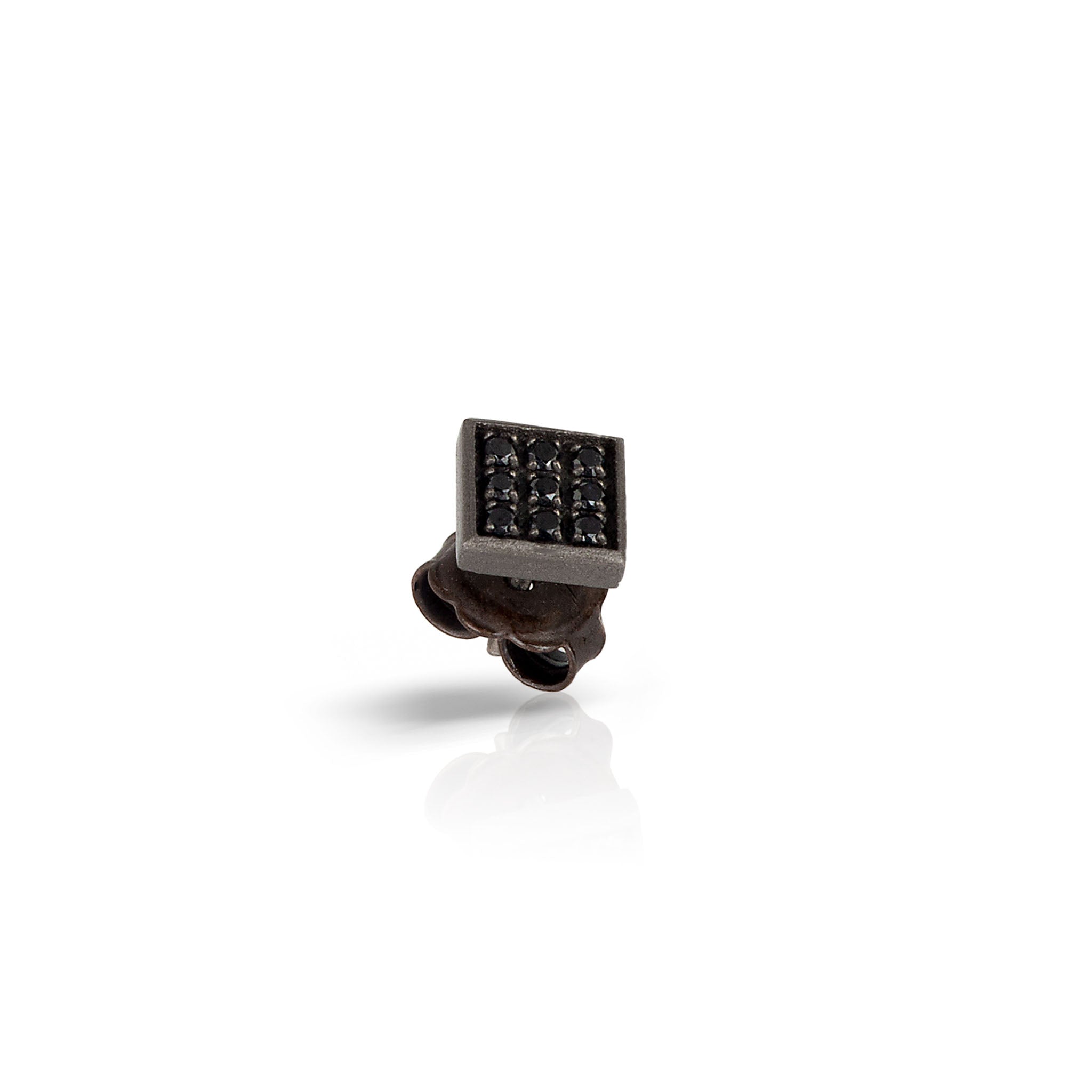 MONO BOUCLE D'OREILLE HOMME GRAND CARRÉ TITANE ET 9 DIAMANTS NOIRS.