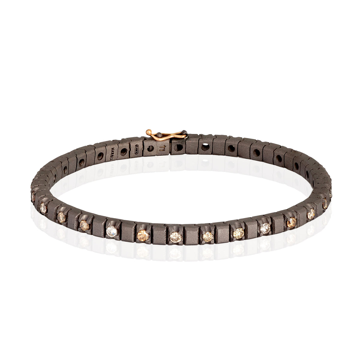 BRACCIALE TENNIS CLASSICO IN TITANIO, ORO ROSSO 18 KT E DIAMANTI BROWN DA 5 PUNTI ALTERNATI.