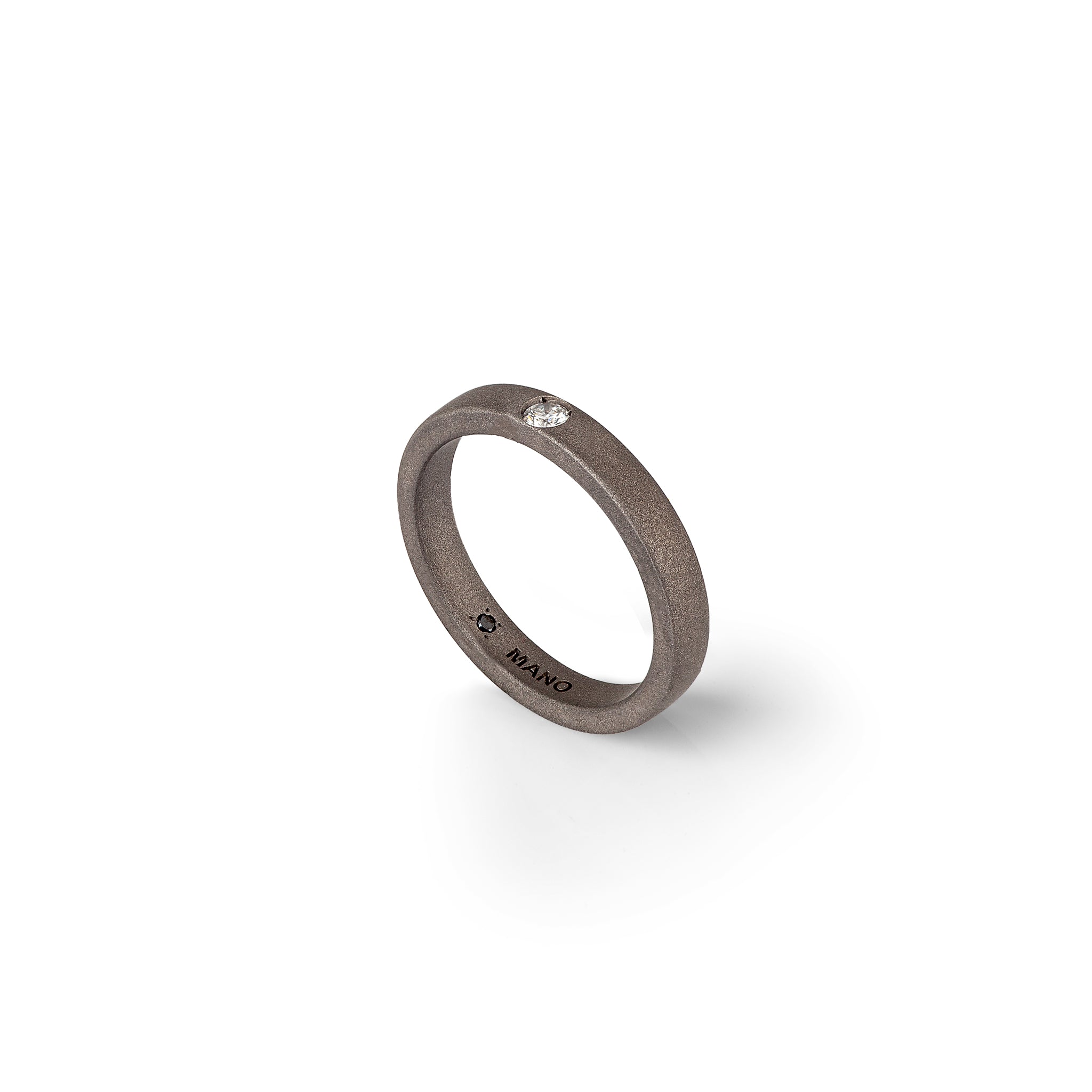SOLITAIRE HOMME ALLIANCE PLATE EN TITANE AVEC DIAMANT BLANC DE 10 POINTS