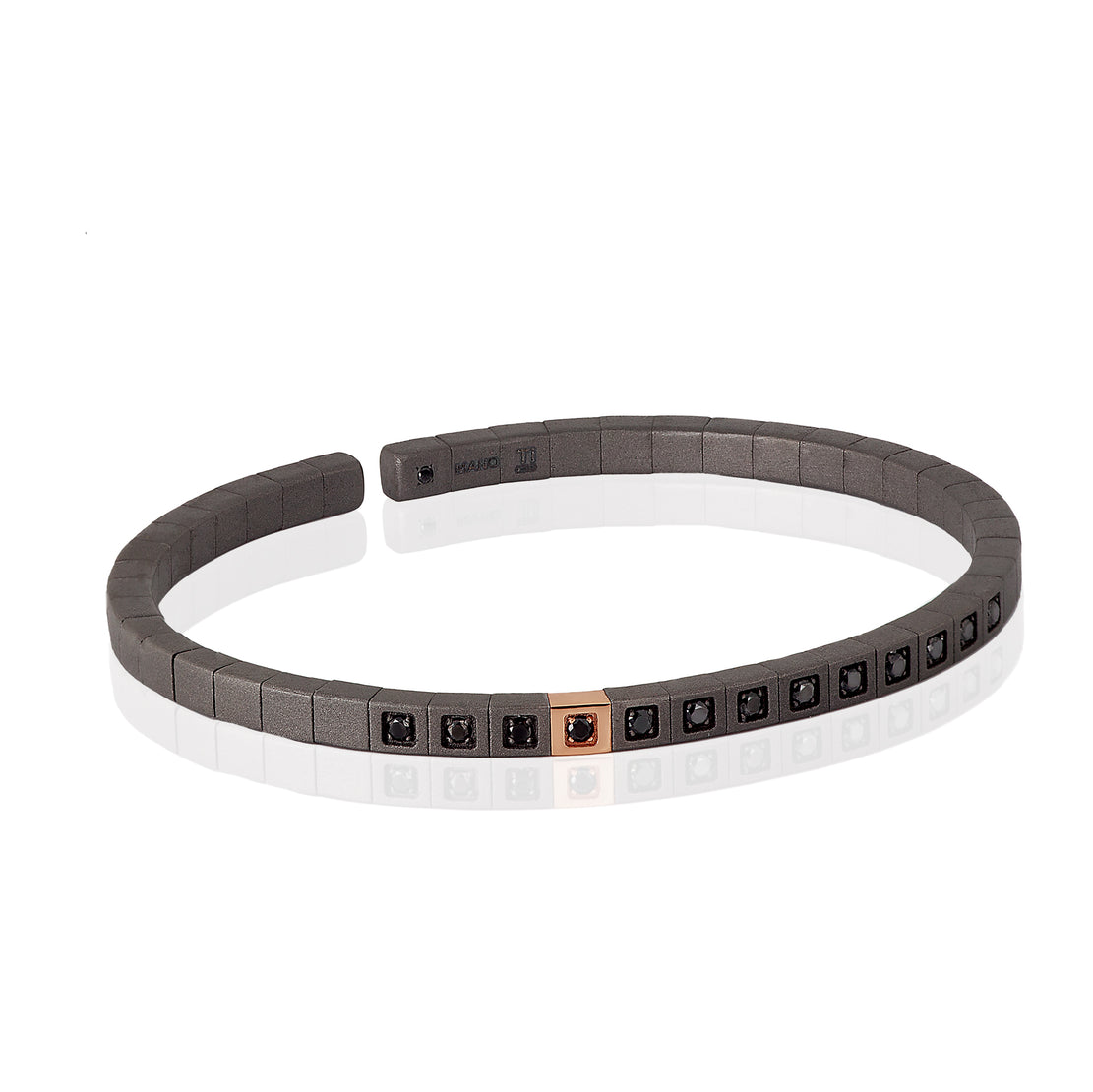 BRACELET HOMME EN TITANE, OR ROUGE 9 KT, DIAMANTS NOIRS.