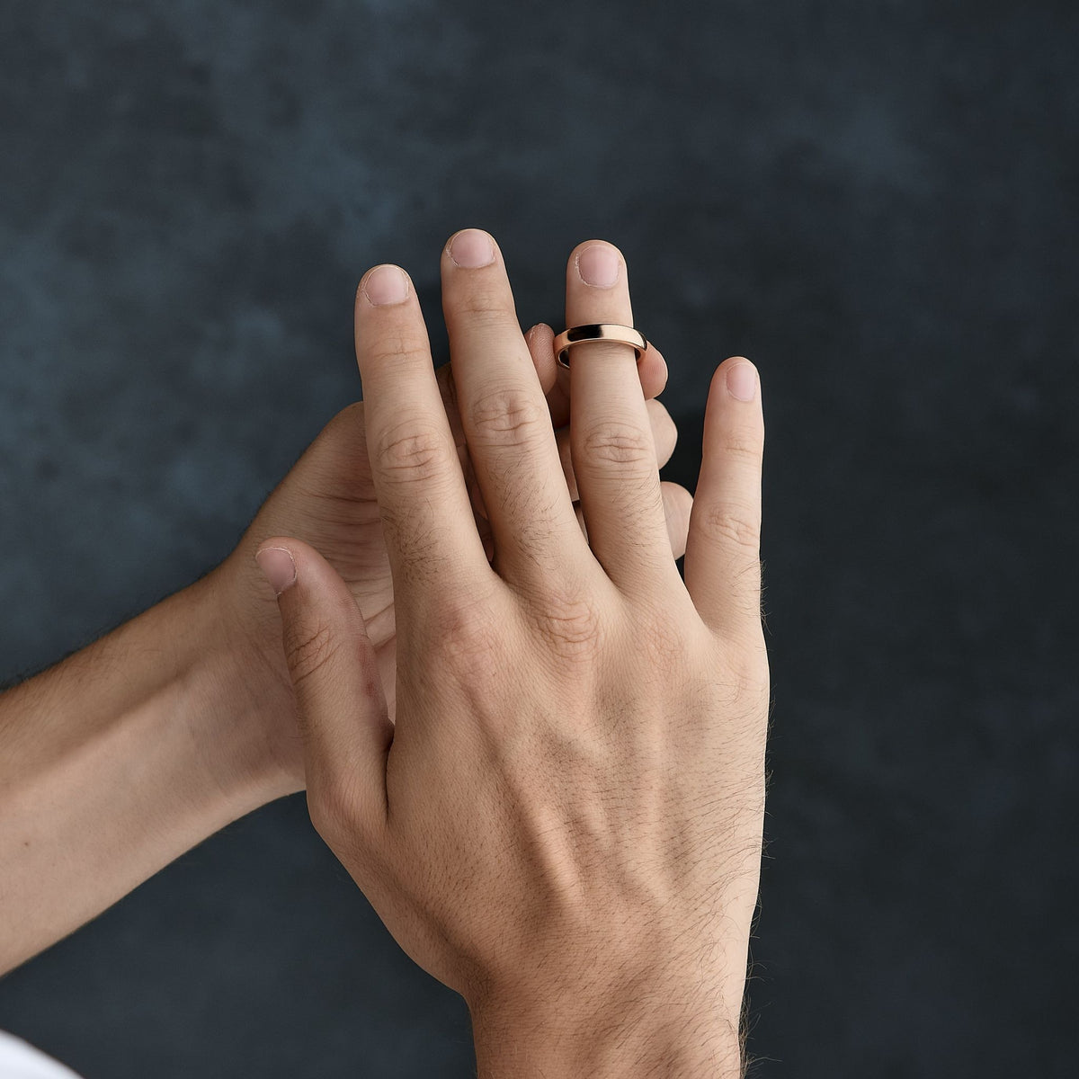 FEDE MATRIMONIALE IN ORO ROSSO 18 KT E INTERNO IN TITANIO NERO
