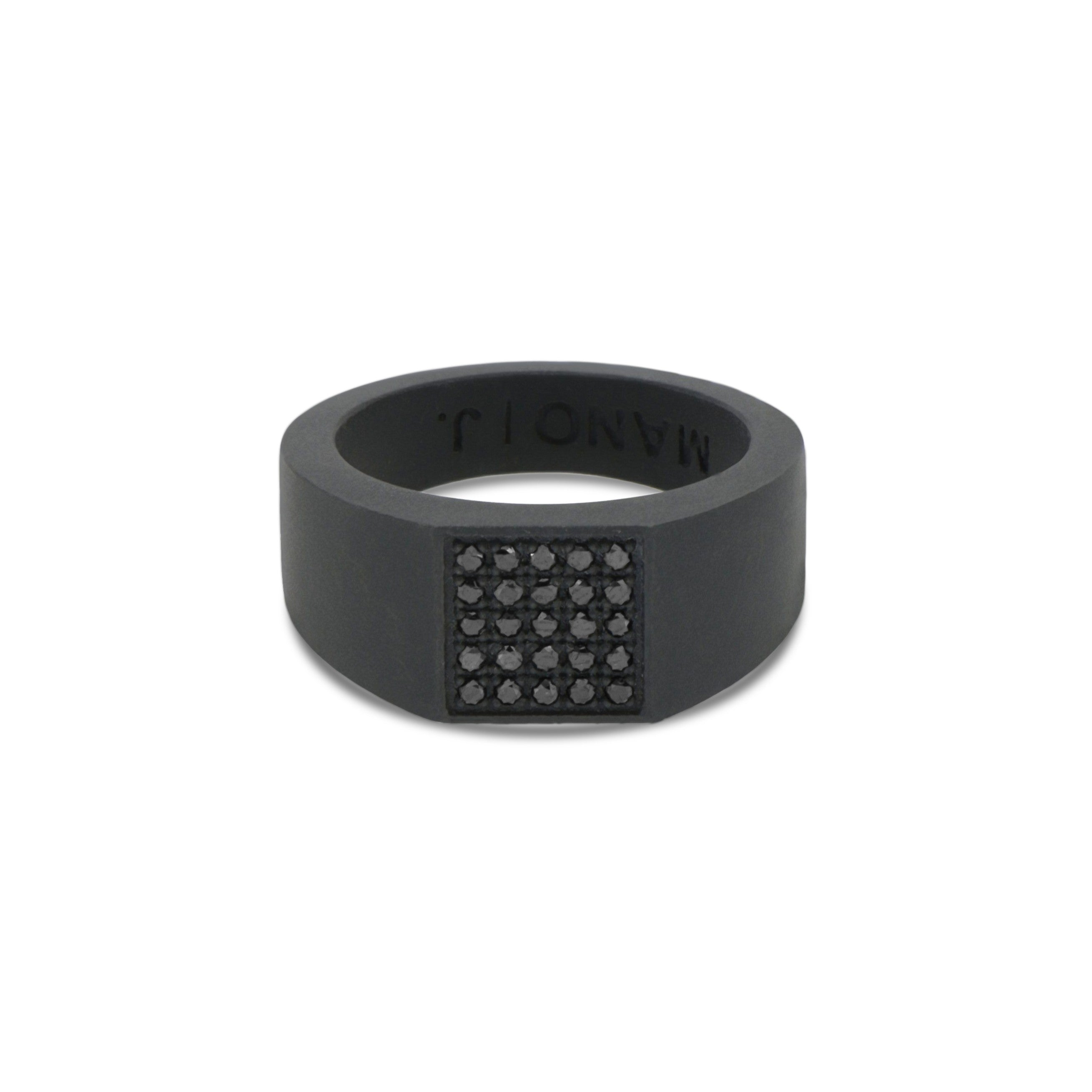 ANELLO UOMO IN TITANIO NERO CON PAVE' DI 25 DIAMANTI BLACK